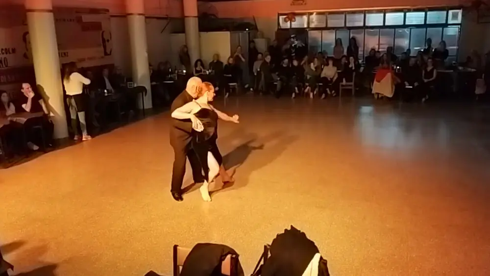 Video thumbnail for Grupo Coreográfico Leandro Oliver - Laila Rezk en Fase Tango