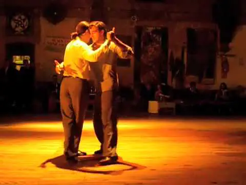 Video thumbnail for Dominic Bridge & Veronica Toumanova bailando un Tango en La Catedral (Buenos Aires)