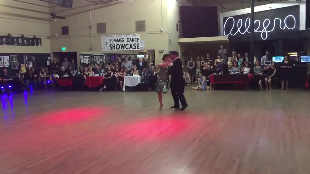 Video thumbnail for Raquel Makow and Maxi Coppelo performance at the Allegro on 5/12/2018  2/4