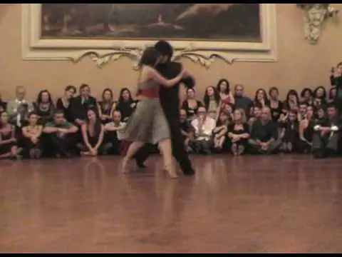Video thumbnail for Federico Naveira y Ines Muzzopappa - Vals - Tango [R]evolution 2009