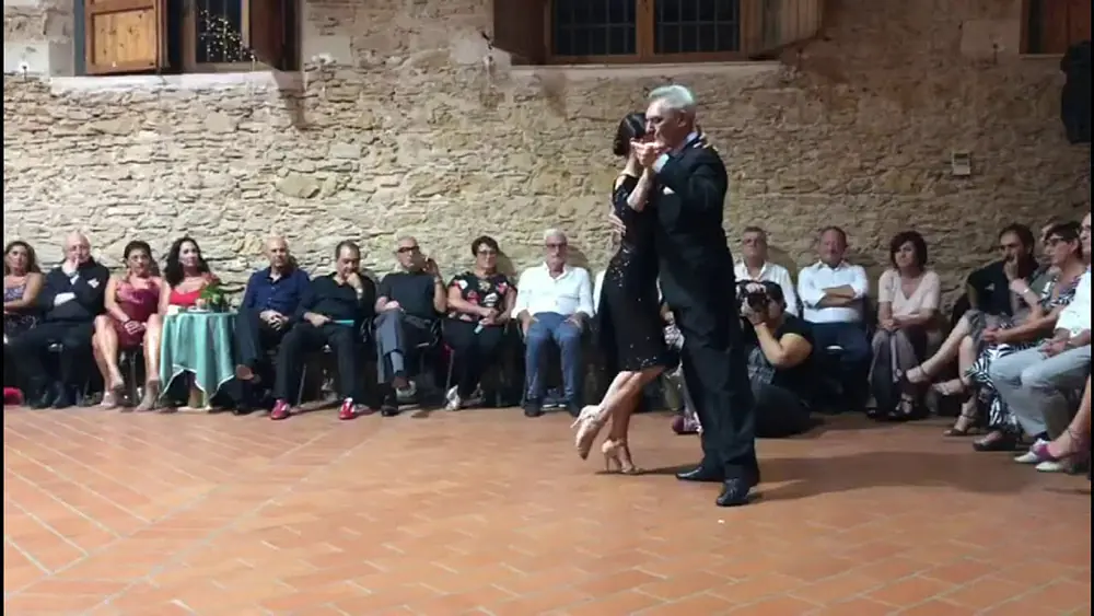Video thumbnail for Paula Franciotti y Orlando Scarpelli - Demo - Italia