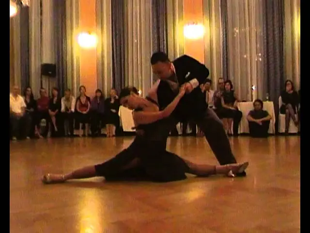 Video thumbnail for Marco Palladino e Laura Ana Rodriguez Nieto_tango