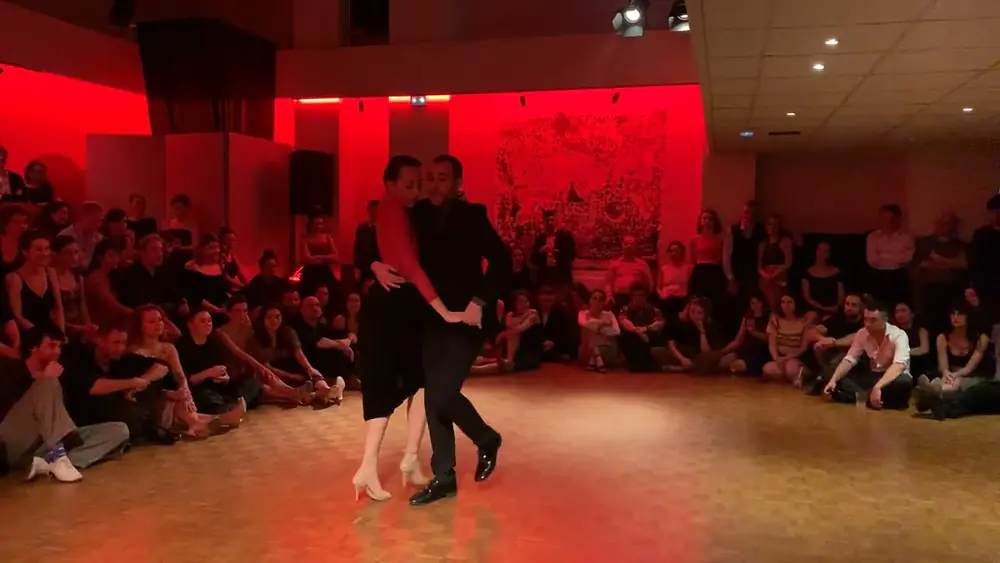 Video thumbnail for Julia Furmanyuk and Emile Guion - Parque patricios