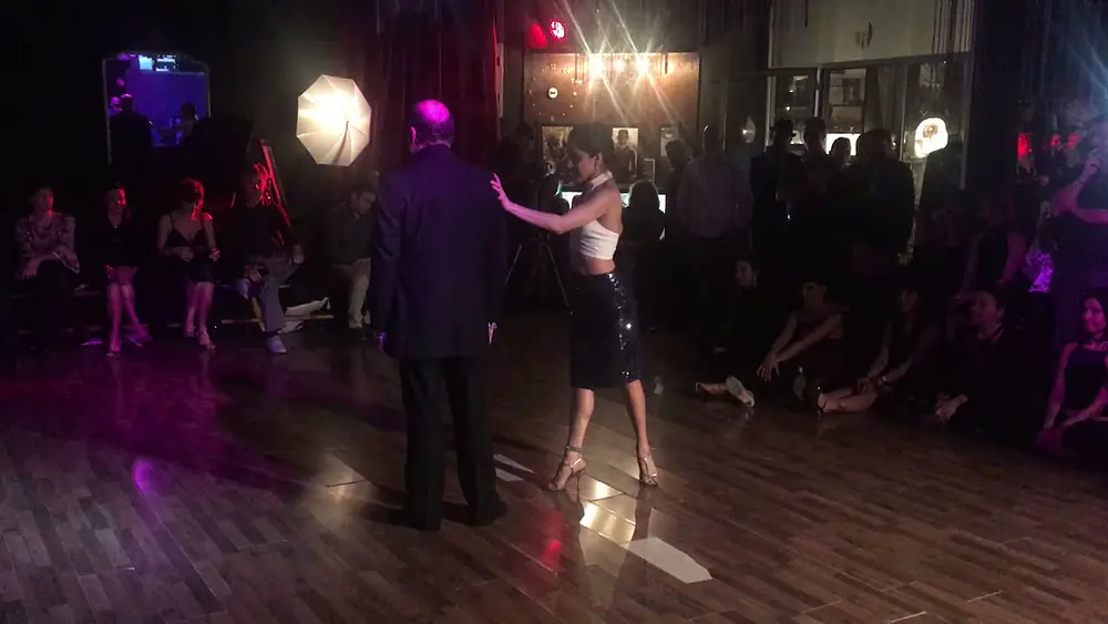 Video thumbnail for Nick Jones y Diana Cruz - Masters of Tango - Winter Tango Catania 2019