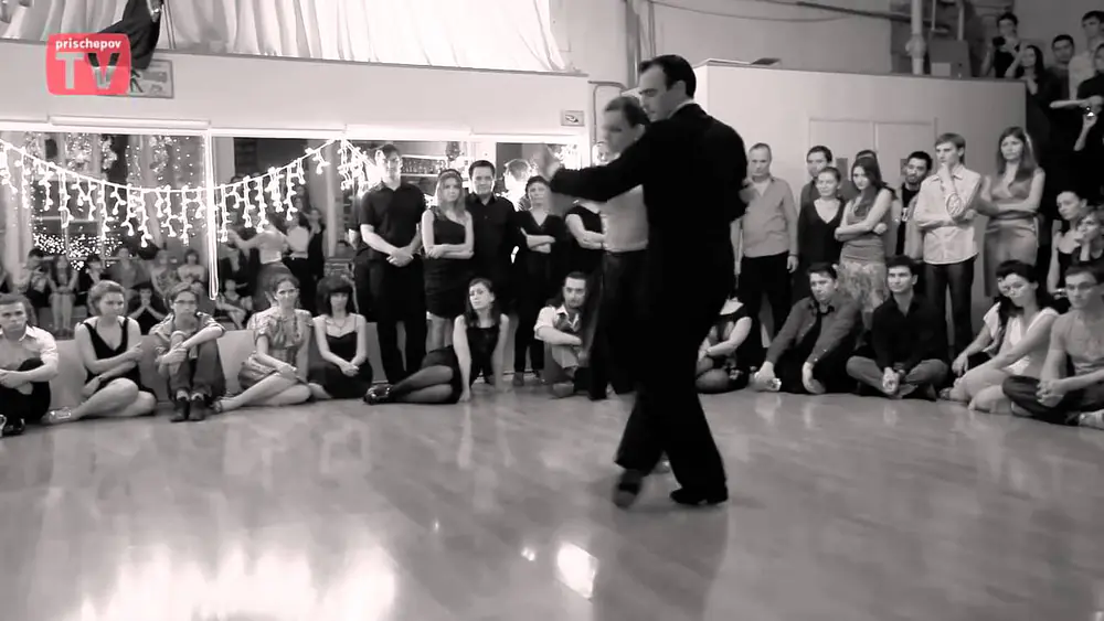 Video thumbnail for Esteban Moreno & Claudia Codega,  Russia, Moscow, milonga "Walking through Chinatown", (2)