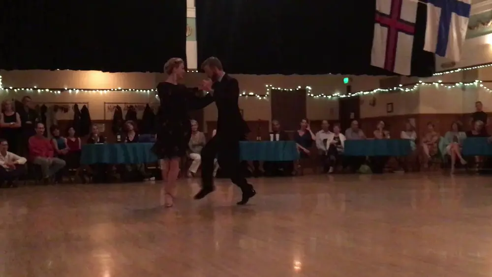Video thumbnail for Performance Liz & Yannick Vanhove (Los Belgas) at Norse Hall in Portland 2/2