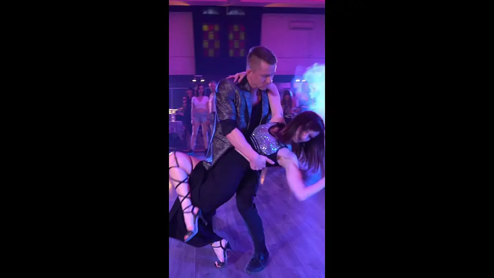 Video thumbnail of Street Tango. Сергей Яджак и Чеканова Вера #tango #tangonuevo #neotango #dance