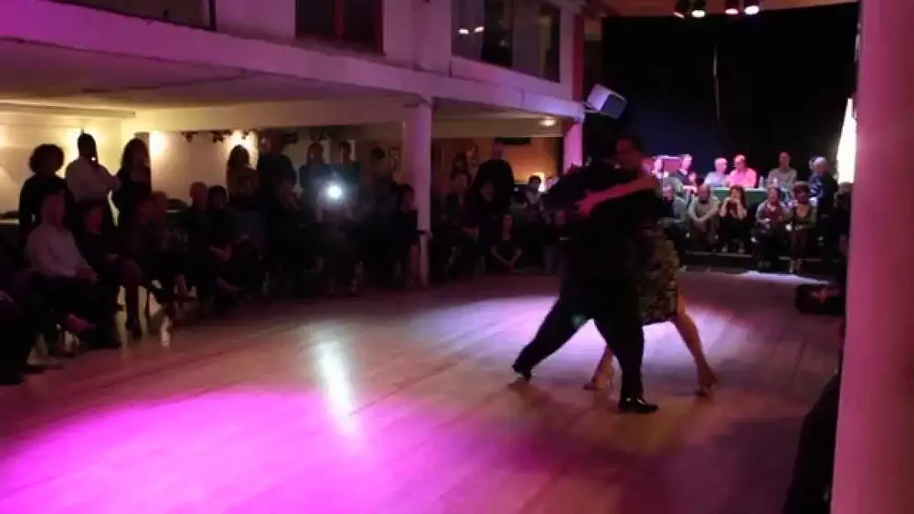 Video thumbnail for Maria Filali y John Zabala 2/4 Tango "Desencuentro" Troilo 30/1/15 Toulouse Asociación Danzarín