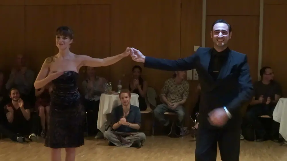 Video thumbnail for Fausto Carpino & Stephanie Fesneau dance Anibal Troilo's Tedio