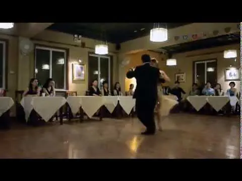 Video thumbnail for Fernando Galera and Vilma Vega Vals Perform 04