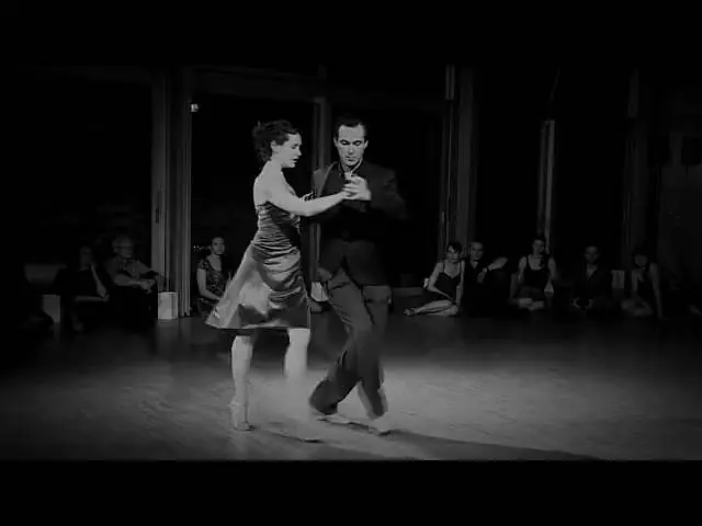 Video thumbnail for Murat Erdemsel & Sigrid Van Tilbeurgh - Vals