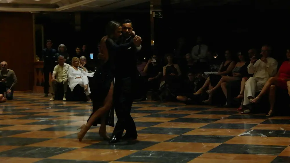 Video thumbnail for Virginia Pandolfi y Jonatan Aguero, "Verde mar di Libertad Lamarque" al TenerifeTangoJuntosFestival