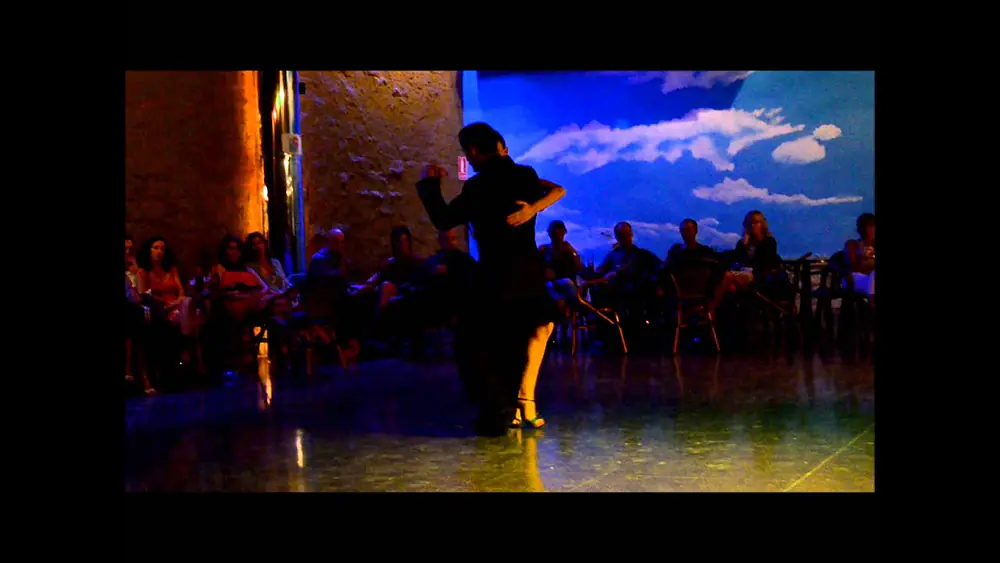 Video thumbnail for Silvia Lezcano & Giovanni Corral en la Milonga de la Fábrica - Nada
