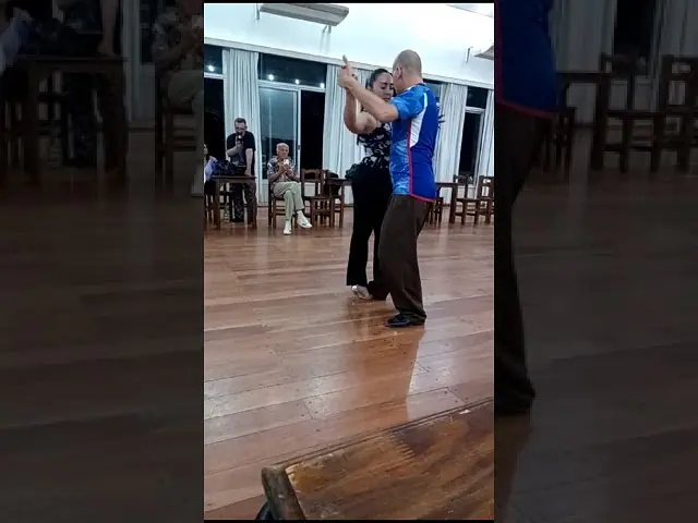 Video thumbnail for Bailando con Aldana Figueroa Dime mi Amor. Luego de clases.