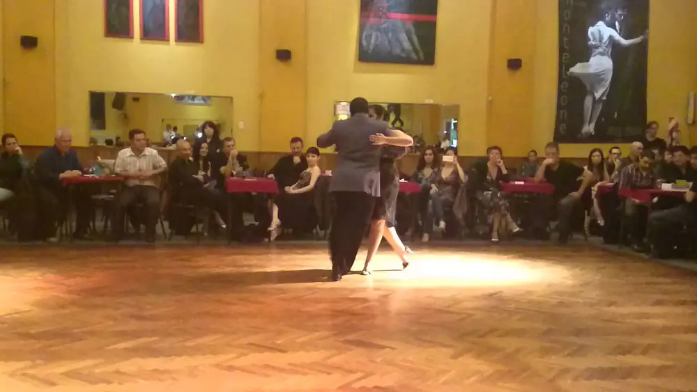 Video thumbnail for Laura Sastria y Carlos Estigarribia, en soho tango
