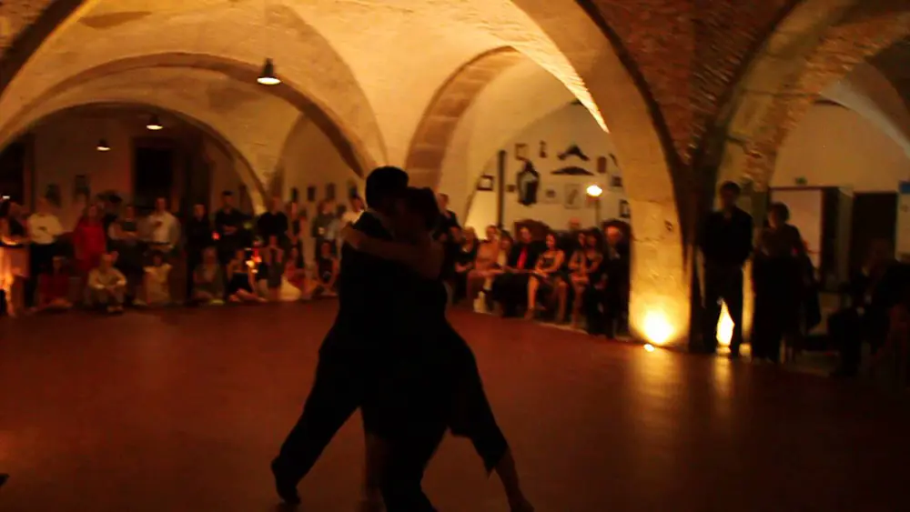 Video thumbnail for SEBASTIAN ARCE E MARIANA MONTES NO TANGO FIESTA DELUXE- 1/5