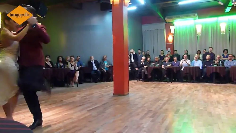 Video thumbnail for 3/4 - Jonathan Saavedra & Clarisa Aragon @ Milonga de los domingos