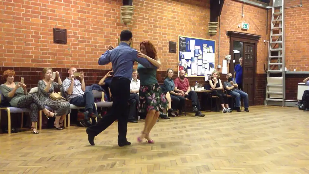 Video thumbnail for Cristian Petitto &  Alexandra Wood   dynamic changes of direction with boleos for the follower