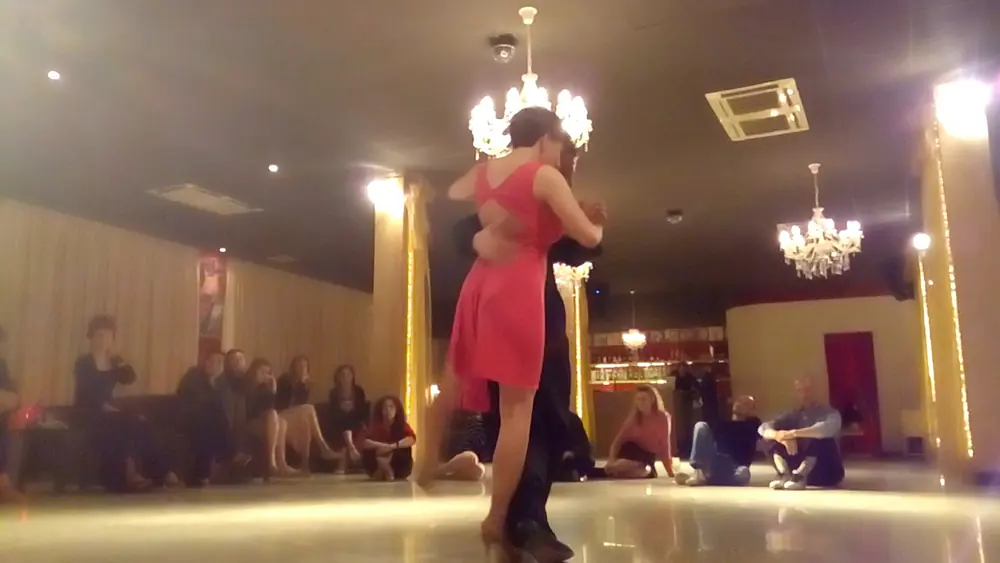 Video thumbnail for Luciana Muzio&Claudio Coppola- Tango "Mandria"-Orq.Juan D'Arienzo