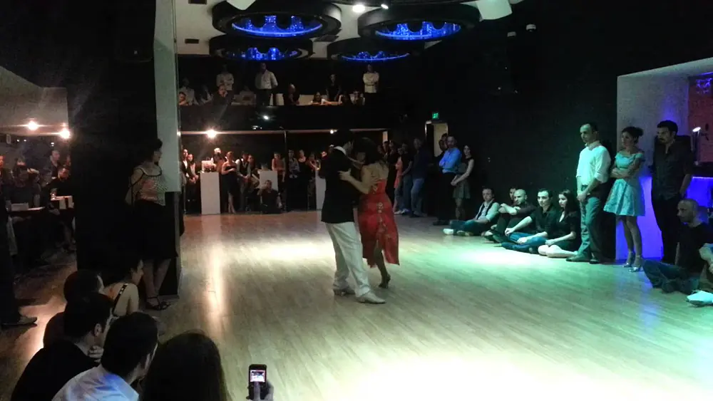 Video thumbnail for Max Van de Voorde & Solange ACOSTA, Milonga Dual, 11-05-2013, 2/5