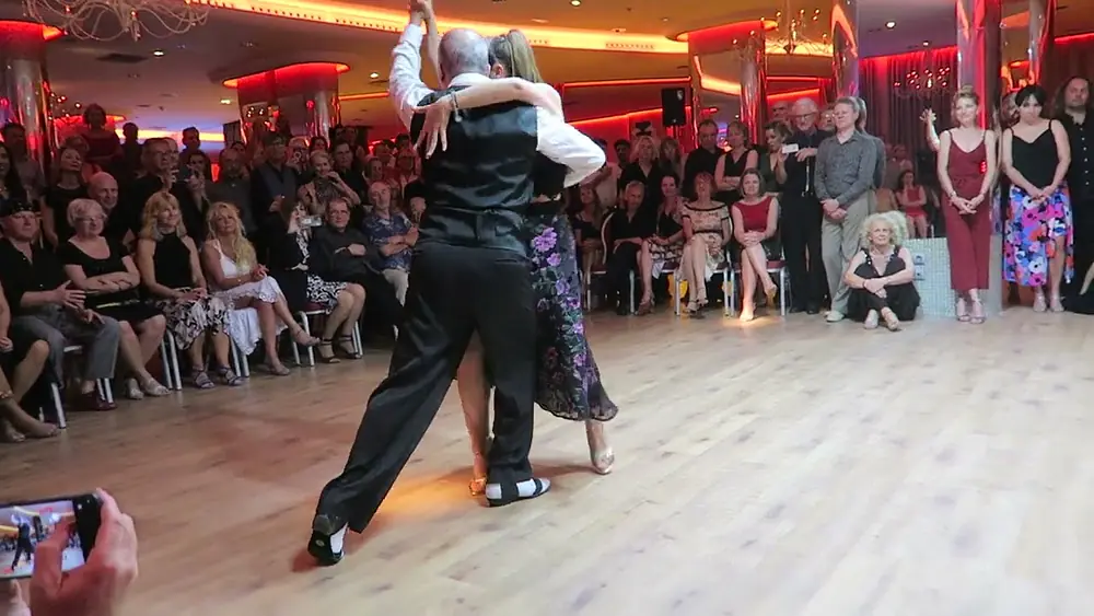 Video thumbnail for Maricel Giacomini & Horacio Godoy at Canary Island Tango Festival 2024 4