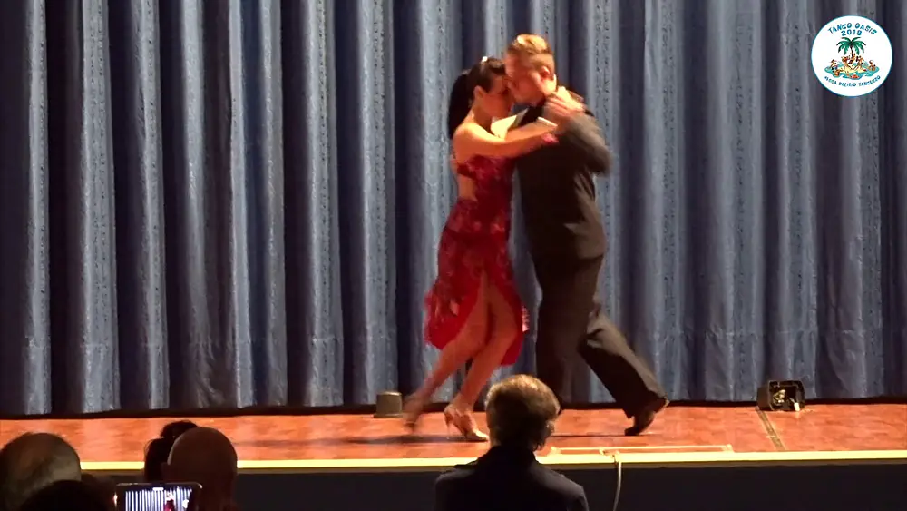 Video thumbnail for Riccardo Pagni e Giulia Del Porro - TANGOSIENA - Tango Oasis 2018 - Pugnochiuso, Puglia