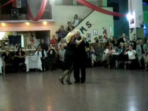 Video thumbnail for CIRCULO APOLO - Rosa Forte y Carlos Pérez bailan Café Domínguez