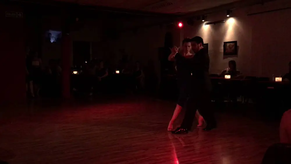 Video thumbnail for Jose Luis Salvo y Carla Rossi en Abrazando Tangos 1/4