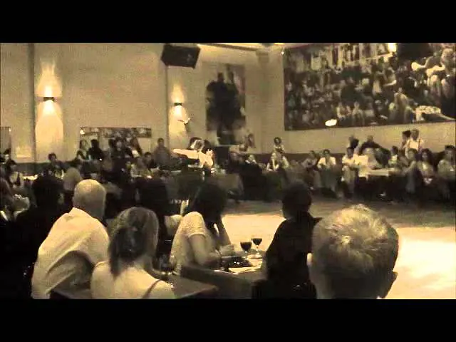 Video thumbnail for Demo tango Daniel Boujon y Tamara Diaz Salon Canning 2 April 2012