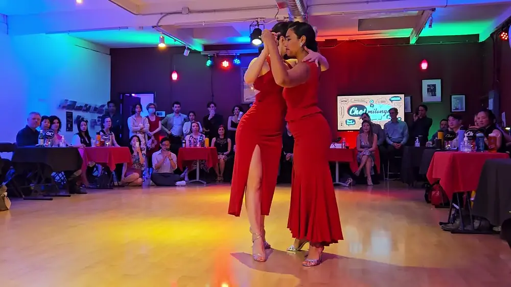 Video thumbnail for Ines Muzzopappa & Corina Herrera performance at Che! Milonga on 5/4/24 (1 of 4)