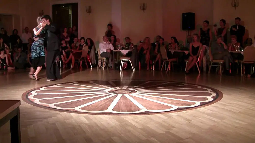 Video thumbnail for Luiza Pasierowska and Oscar Casas - Donato - La Tapera