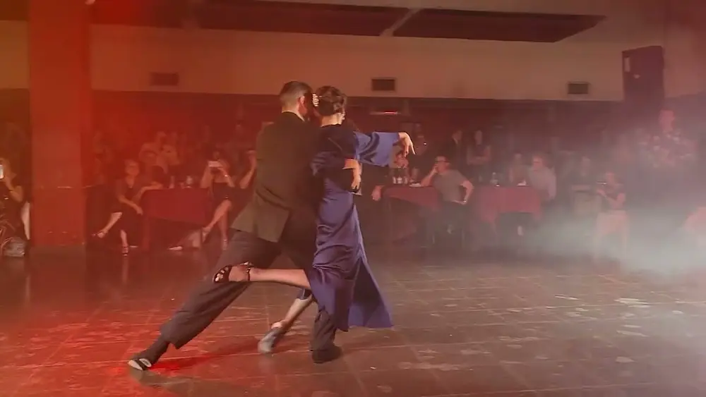 Video thumbnail for Camila Alegre & Ezequiel Lopez - Acercate a mi tango festival closing milonga (2/2)