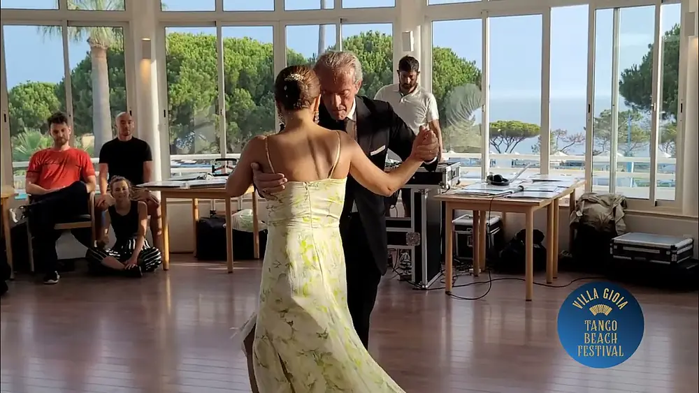 Video thumbnail for Fernando Jorge & Alexandra Baldaque @ VILLA GIOIA Tango Beach Festival (4/4)