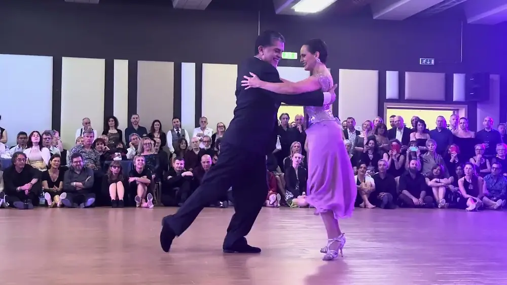 Video thumbnail for Ruben y Sabrina Veliz TangoEuphoria 23/03/2024 (2/2)