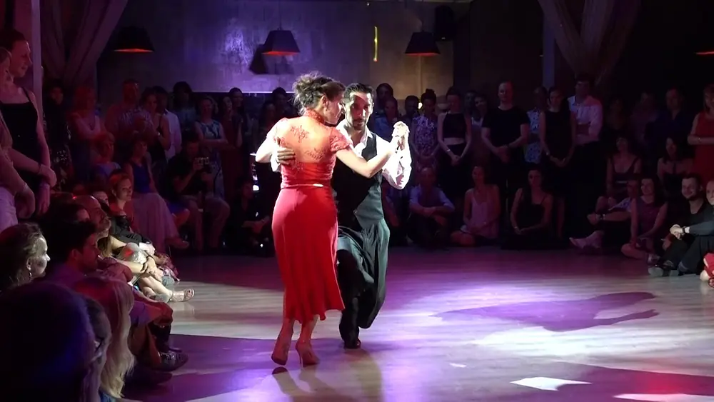 Video thumbnail for Juan Martin Carrara & Stefania Colina. 4. Milonguero Nights 2017.