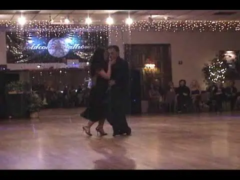 Video thumbnail for Tango  in Miami Oscar Mandagaran & Georgina Vargas Performin  Derecho Viejo