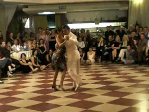 Video thumbnail for Roxana Suarez Y Sebastian Achaval, bailando milonga!!