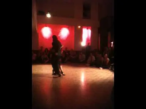 Video thumbnail for Danse, Tango argentin  / paris milonga/ Celine Ruiz - Damian Rosenthal