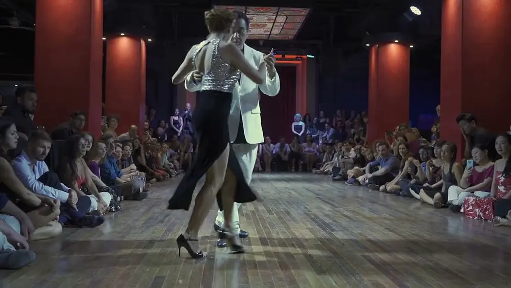 Video thumbnail for CHICHO FRUMBOLI & MOIRA CASTELLANO - A LA GRAN MUÑECA, CARLOS DI SARLI