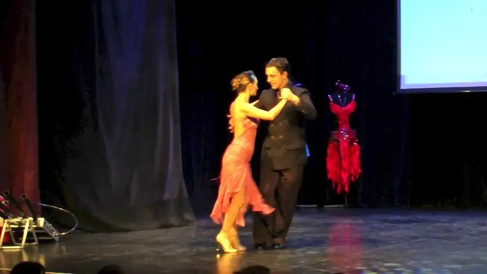 Video thumbnail for Sergey and Anyko Sokhnenko, Juan D'Arienzo con Jorje Valdez En El Rosal