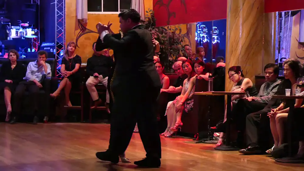 Video thumbnail for Argentine Tango | Cristian Palomo and Melisa Sacchi (1)