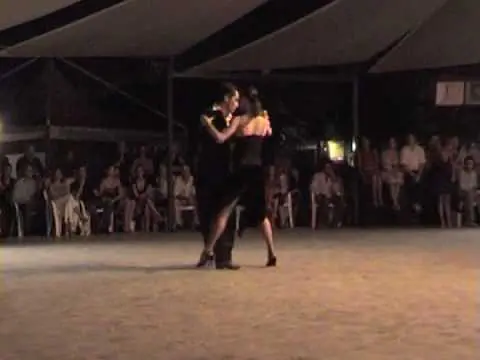 Video thumbnail for Walter Cardozo y Margarita Klurfan - Catania Tango Festival 2009
