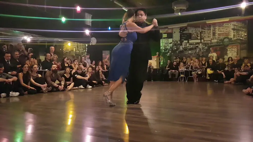 Video thumbnail for Esibizione #Carlitos Espinoza and Majo Martirena  3/5