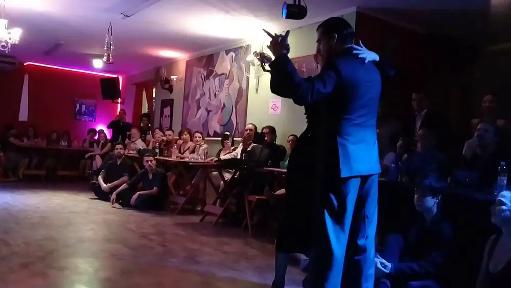 Video thumbnail for Facundo de la Cruz e Noelia Hurtado 2/4 - Mucho Tango