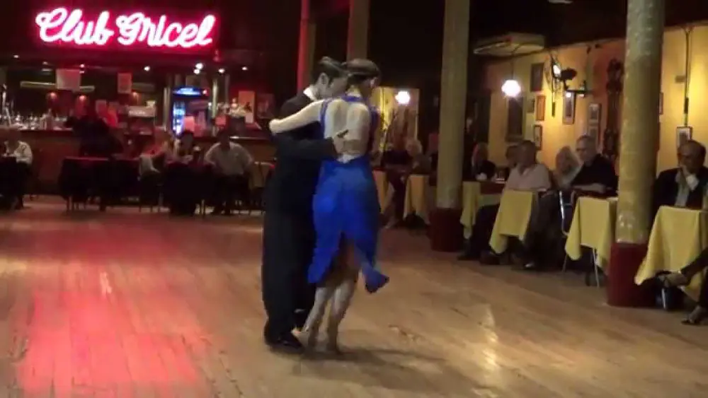 Video thumbnail for Celeste Cimino y Luciano Millaqueo Milonga "Flor de Monserrat" A. Biaggi-A. Amor (26-11-14) 6/6