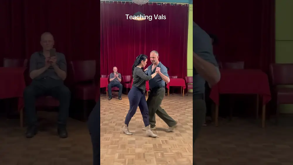 Video thumbnail for Kara Wenham & Rafael Busch teaching Vals in Berlin