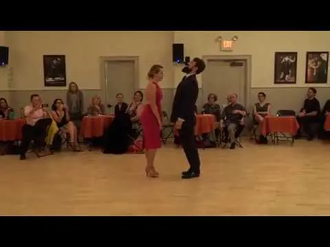 Video thumbnail for Maja Petrović  & Marko Miljević  - "Luna de plata" - 2/3 (vals)