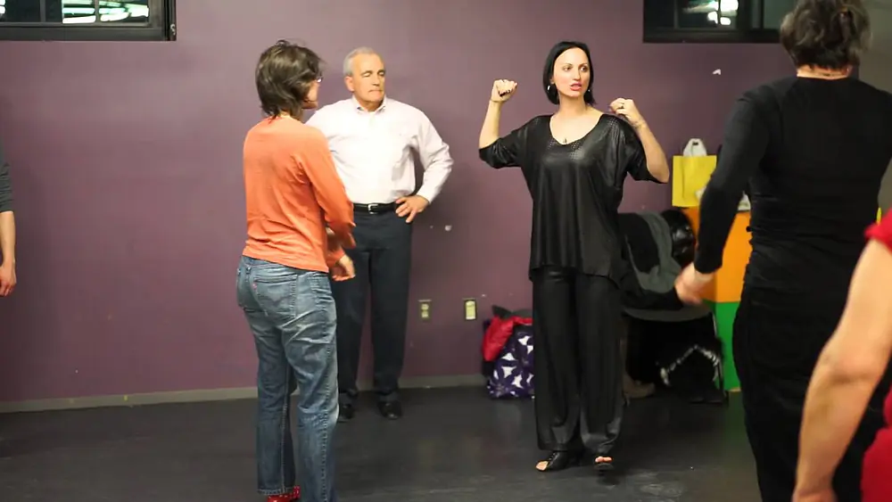 Video thumbnail for Dartmouth Tango Class with Fernanda Ghi: Boleo - the basics