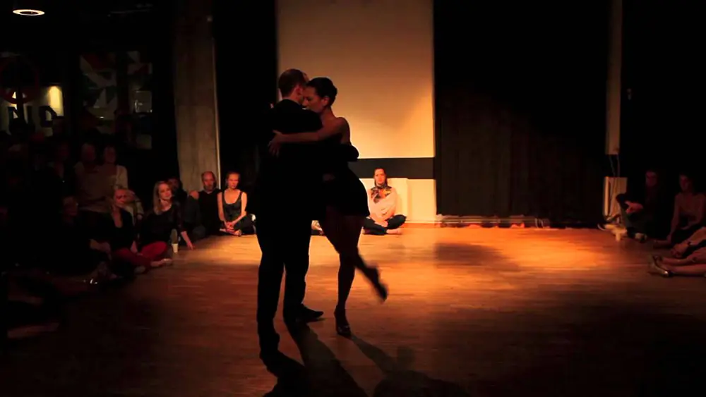 Video thumbnail for Tangokompaniet - Festivalito Malmö Oct 2012 - Daniel Carlsson & Maria Filali, 1/4