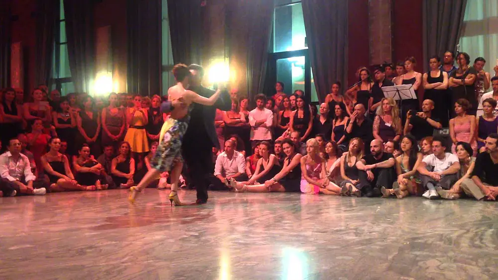 Video thumbnail for 2014.06.28 - Chicho Frumboli y Juana Sepulveda 1/5 @Roma tango meeting